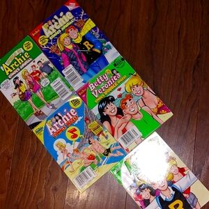 COMICS like new Vintage collectors items great story writing